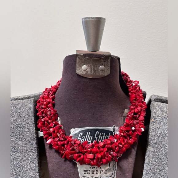 Authentic red coral layered necklace and earrings. - Picture 2 of 5